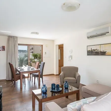 Napiana Apartment *