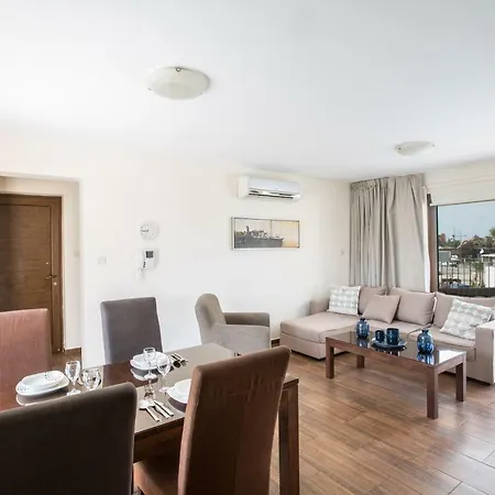Napiana Apartment *